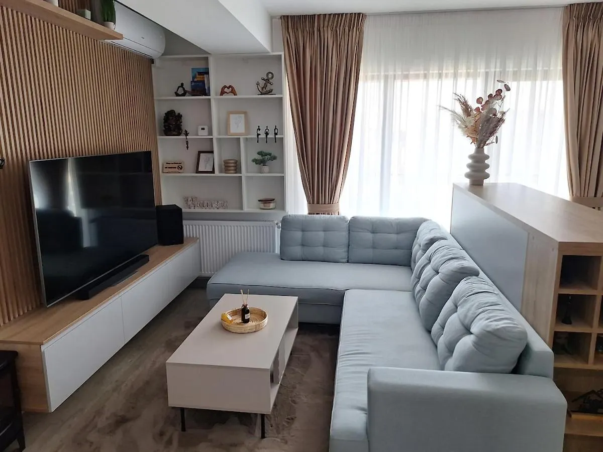 Apartment Charming One Bedroom Suite With Balcony & Parking Bukarest Rumänien